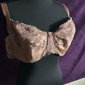 Torrid Lace Underwire Bra in Brown